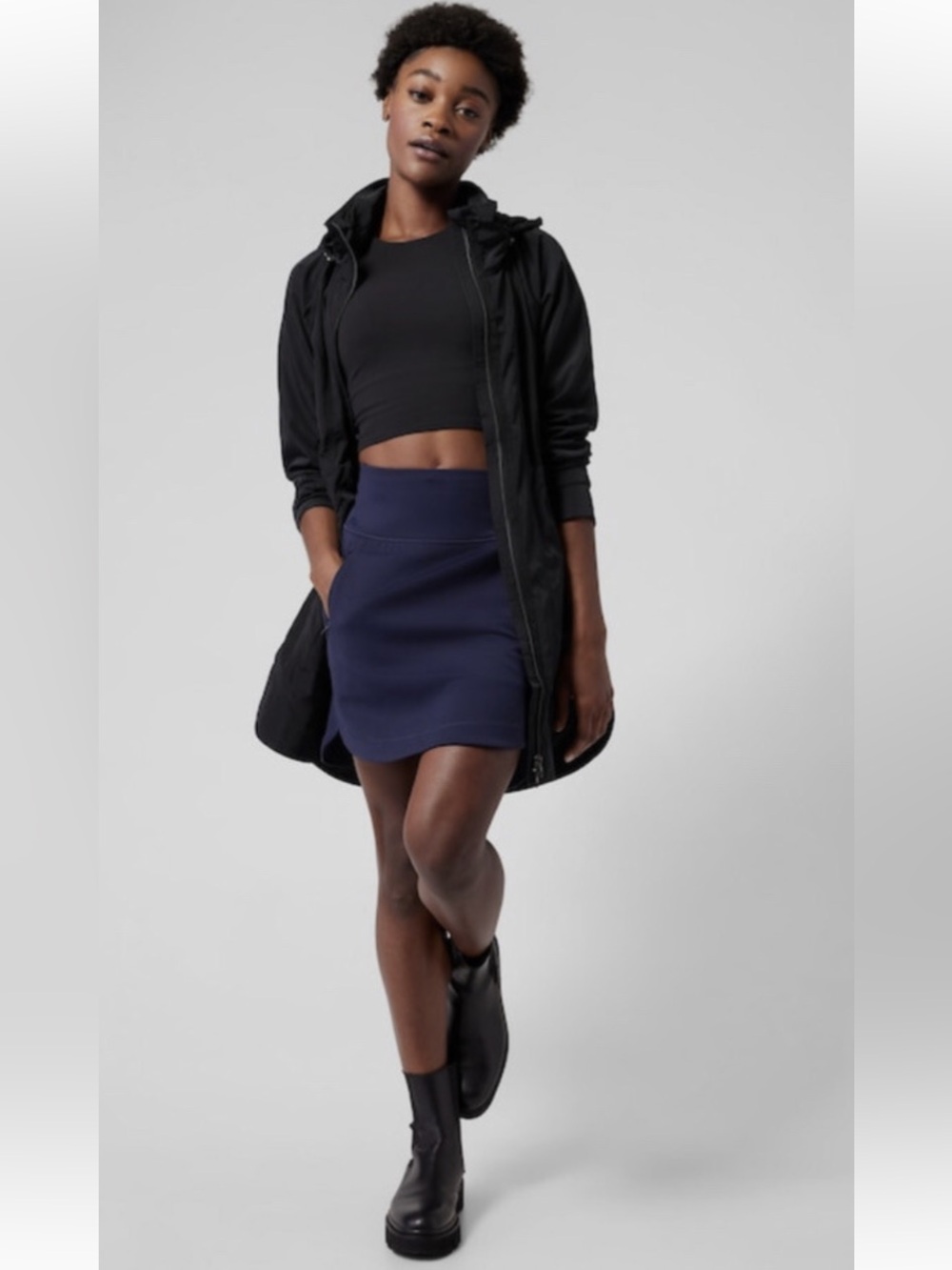 Athleta Fairway Golf Skort 16” in Navy Blue